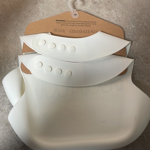 Rae Dunn bibs - Picture 4 of 4